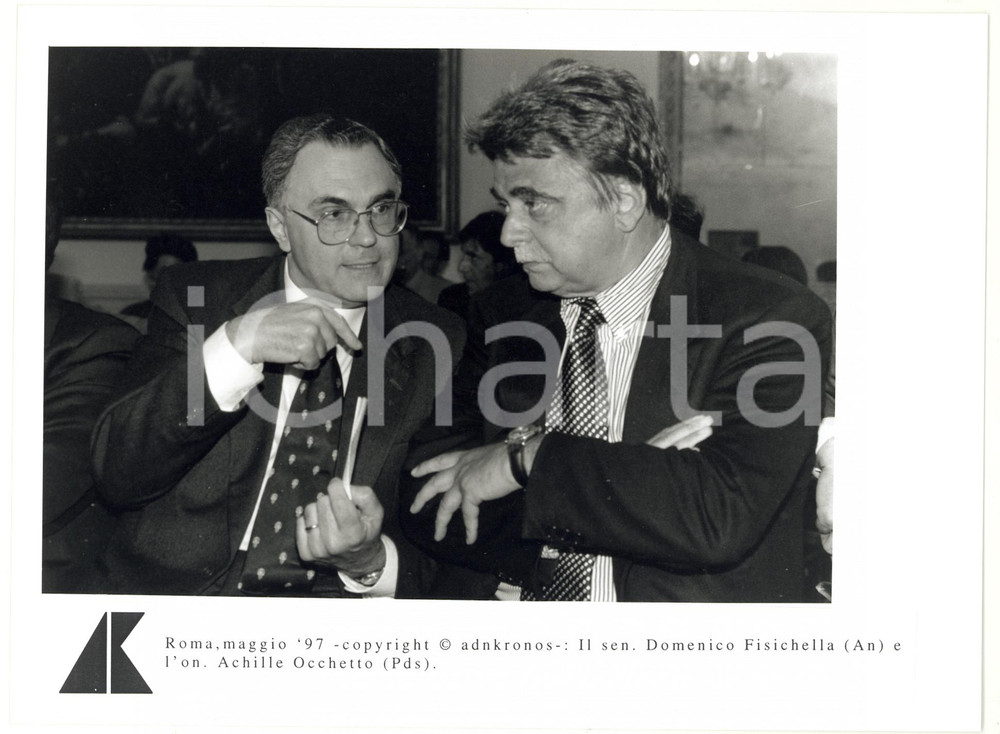 Fotografia d epoca originale 1997 ROMA Conversazione tra Domenico FISICHELLA e Achille OCCHETTO Foto 24x17 1