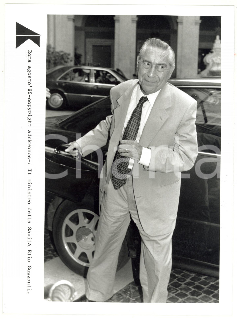 Fotografia d epoca originale 1995 ROMA Arrivo in auto di Elio GUZZANTI ministro della SanitÃ  Foto 17x24 cm 1