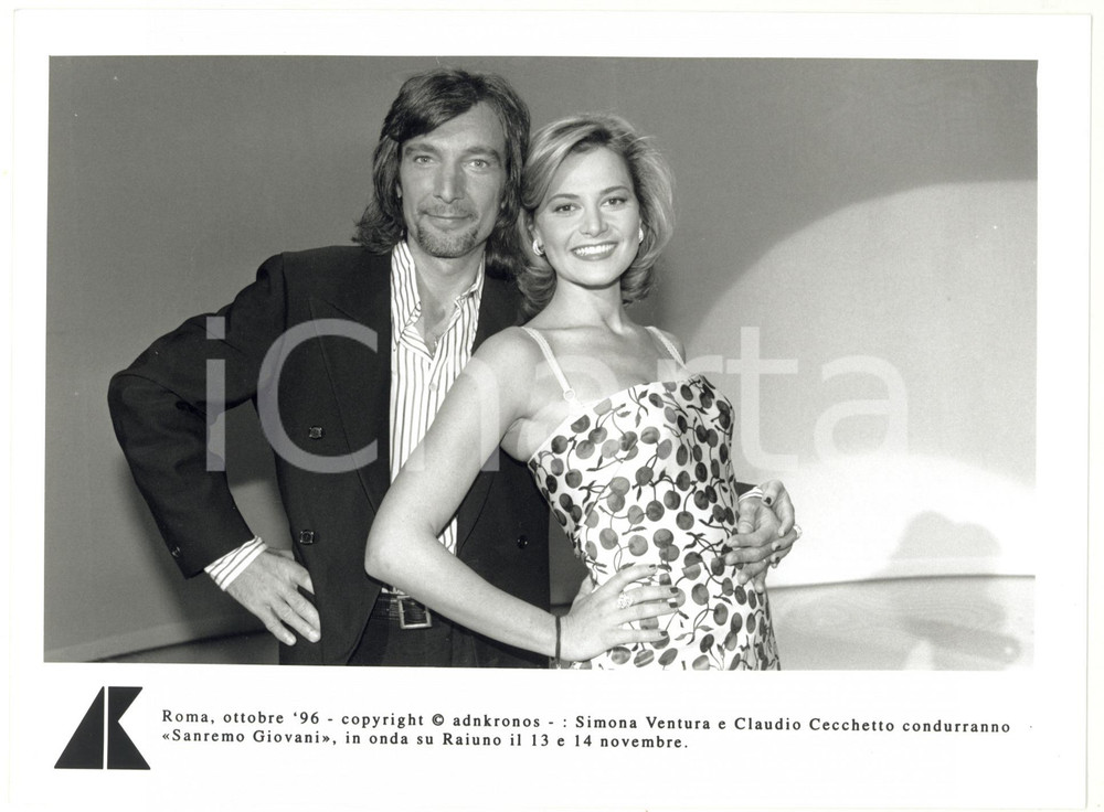 Fotografia d epoca originale 1996 ROMA  RAI UNO Simona VENTURA e Claudio CECCHETTO conducono Sanremo Giovani 1