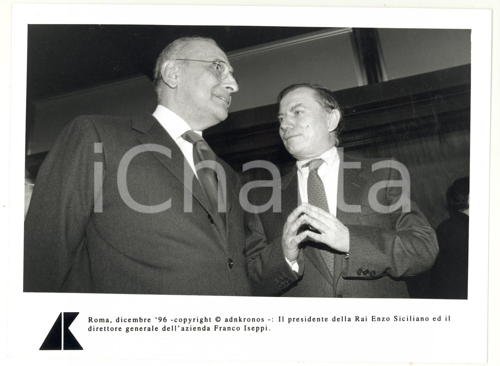 Fotografia d epoca originale 1996 ROMA  RAI Il presidente Enzo SICILIANO con Franco ISEPPI Foto 24x17 cm 1
