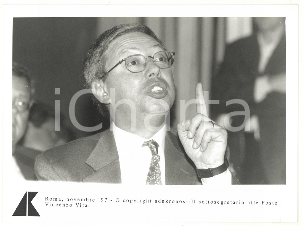 Fotografia d epoca originale 1997 ROMA Intervento di Vincenzo Maria VITA sottosegretario alle Poste  Foto 1