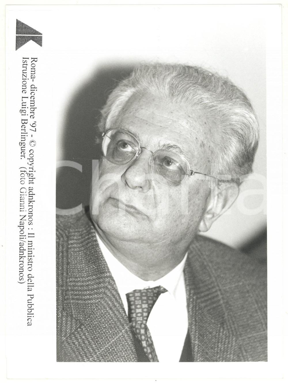 Fotografia d epoca originale 1997 ROMA Ritratto di Luigi BERLINGUER ministro della Pubblica Istruzione  Foto 1