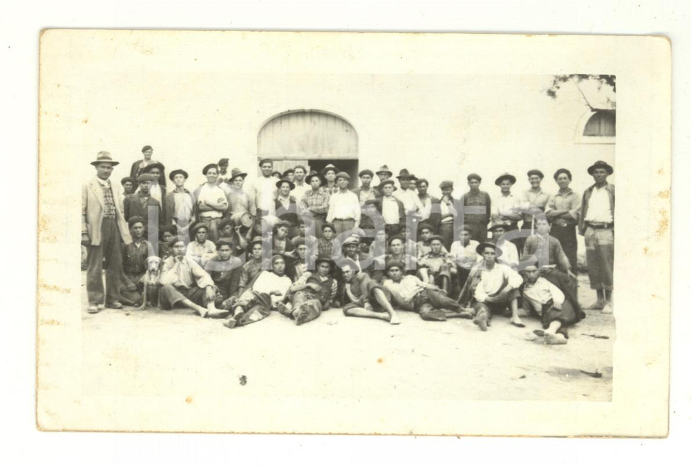 Fotografia d epoca originale 1930 ca PORTUGAL I lavoratori di una fazenda  Foto VINTAGE 13x10 cm 1