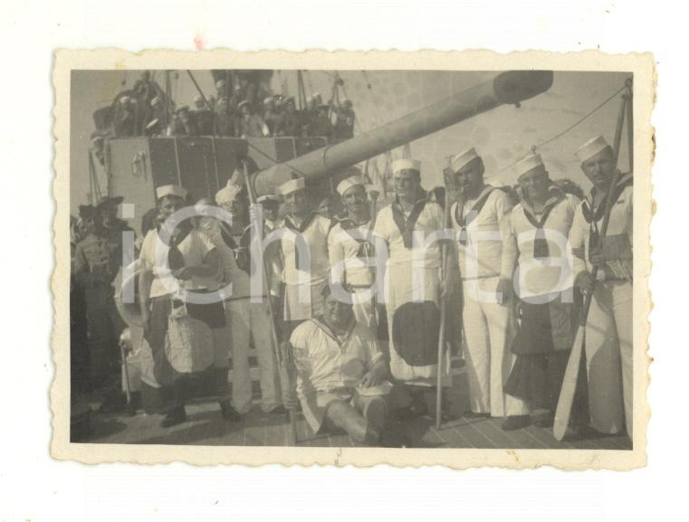 Fotografia d epoca originale 1938  TIMOR EST Festa di SAO JOAO a bordo della nave GonÃ§alves Zarco Foto 1