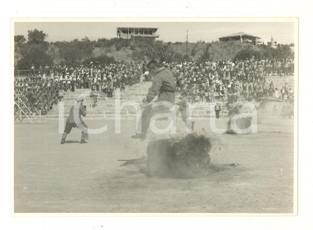 1960 ca LISBOA Policia de Segurança Pública - Dimostrazione di salto *Foto 16x11
