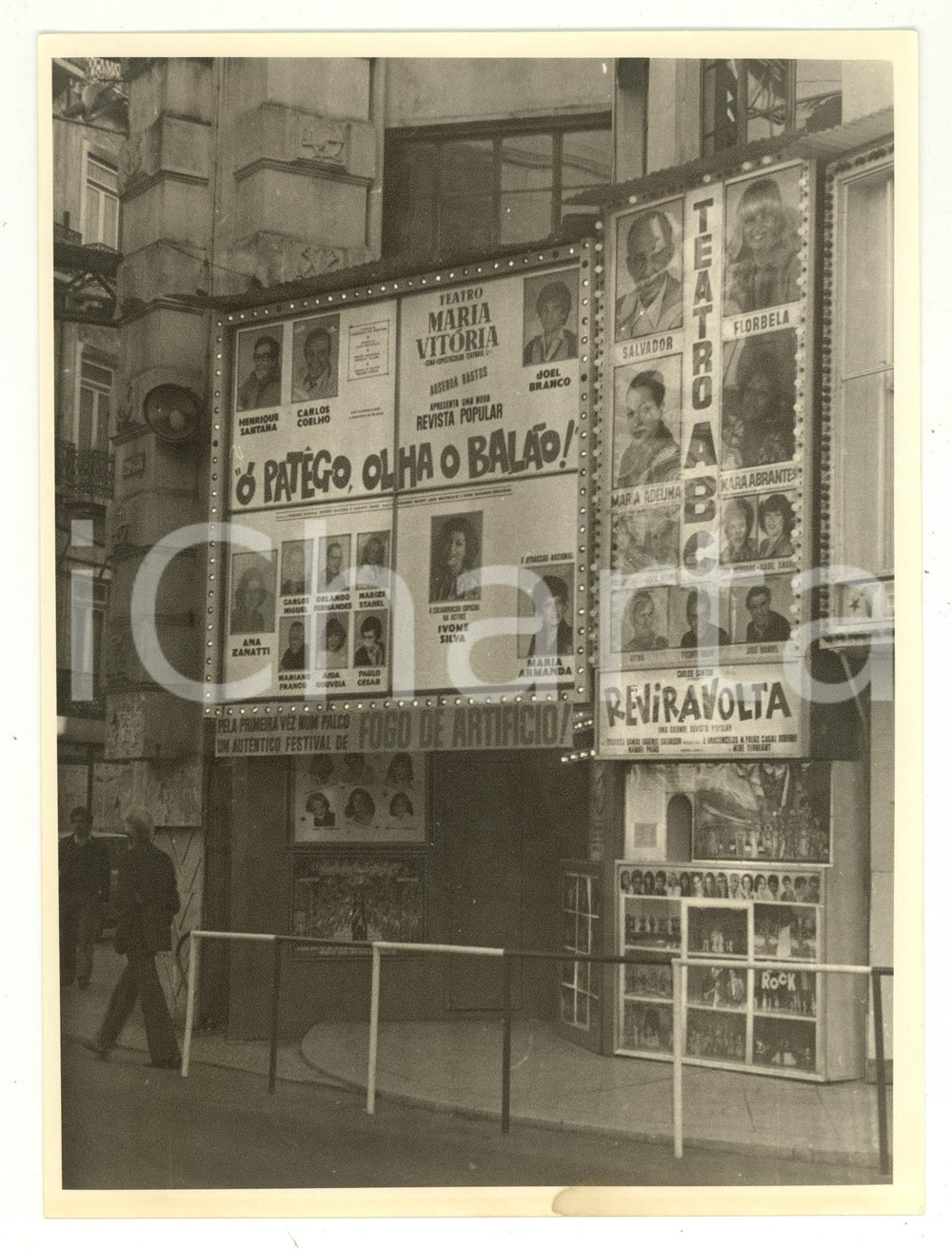 Fotografia d epoca originale 1982 LISBOA Ã“ patego olha o balÃ£o Teatro Maria VitÃ³ria REAL PHOTO cm 24 x 17,5 1