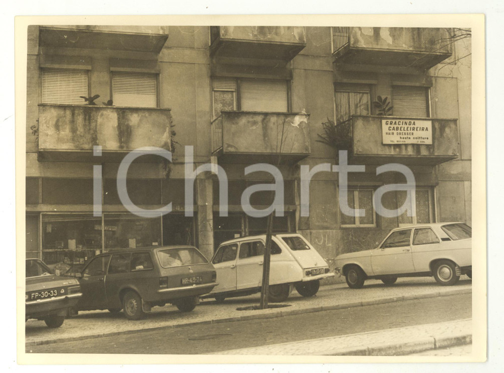 1970 ca LISBOA VINTAGE Strada di periferia - Gracinda cabeleleira - Foto