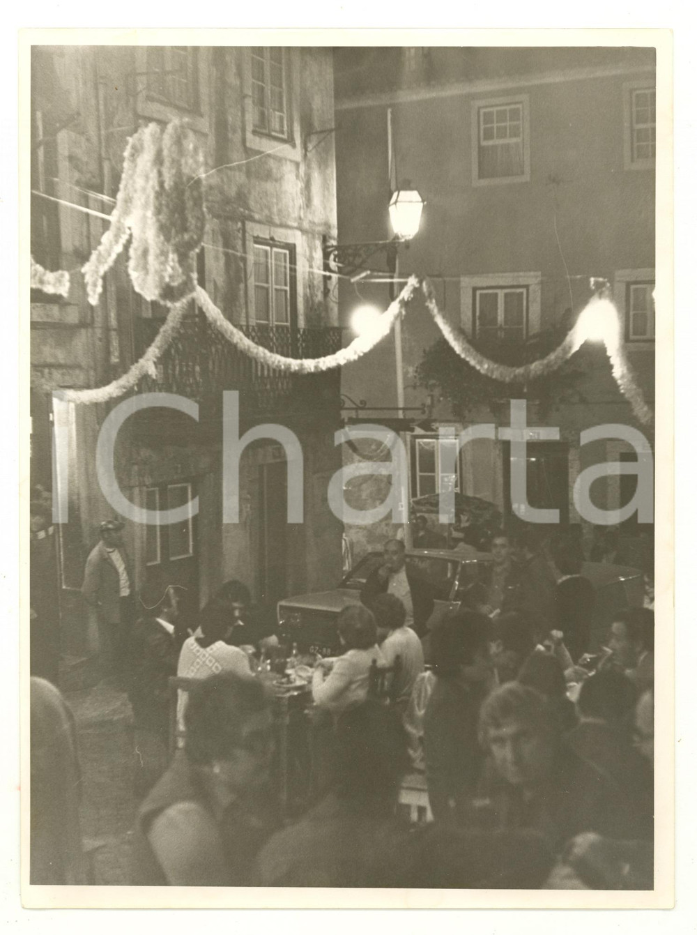 Fotografia d epoca originale 1978 LISBOA Festa dei Santos Populares  Cena tradizionale in strada  Foto 1