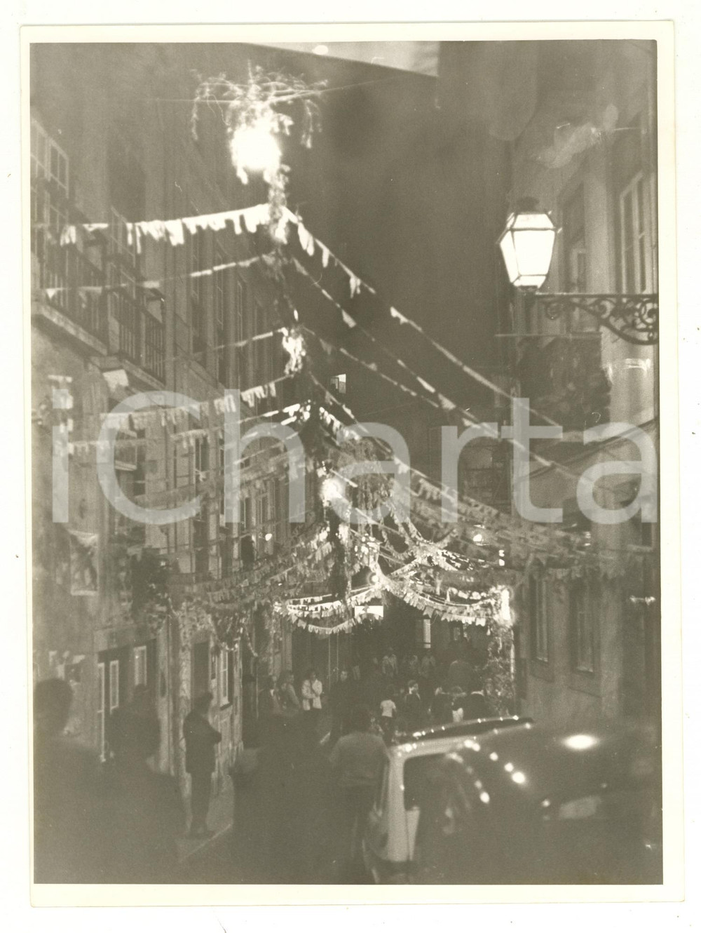 1978 LISBOA Festa dei Santos Populares - Una strada addobbata - Foto 18x24