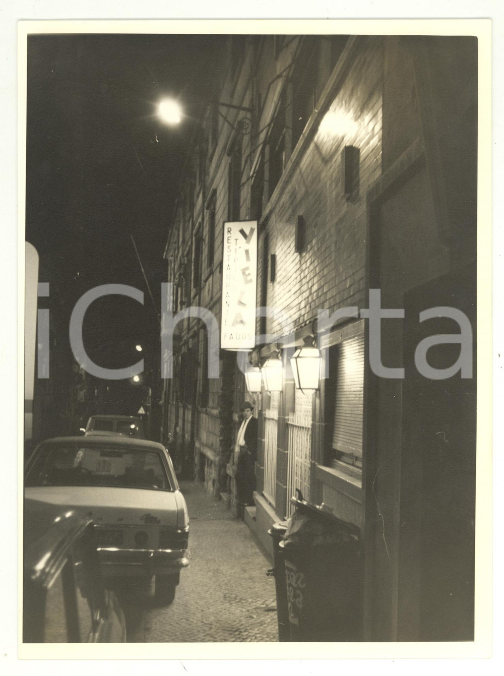 Fotografia d epoca originale 1970 ca LISBONA VINTAGE Restaurante tipico VIELA  Fados Foto ARTISTICA 18x24 1