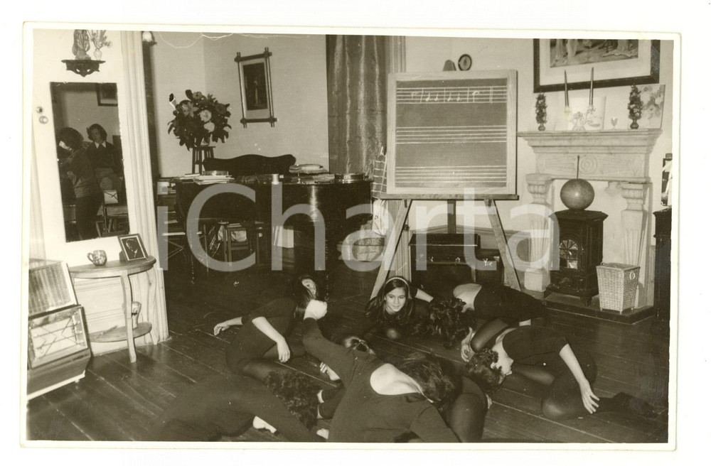 Fotografia d epoca originale 1960 ca PORTO Una scuola di danza giovanile Foto VINTAGE 18x13 cm 1
