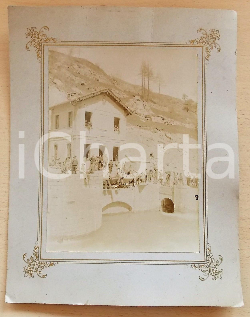 Fotografia d epoca originale 1910 ca RIVOLI Operai in una centrale idroelettrica  Foto RARA ANIMATA 26x33 cm 1