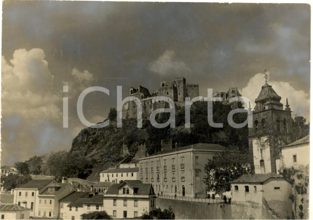 Fotografia d epoca originale 1950 ca LEIRIA PORTUGAL Veduta panoramica con il castello  Foto ARTISTICA 1