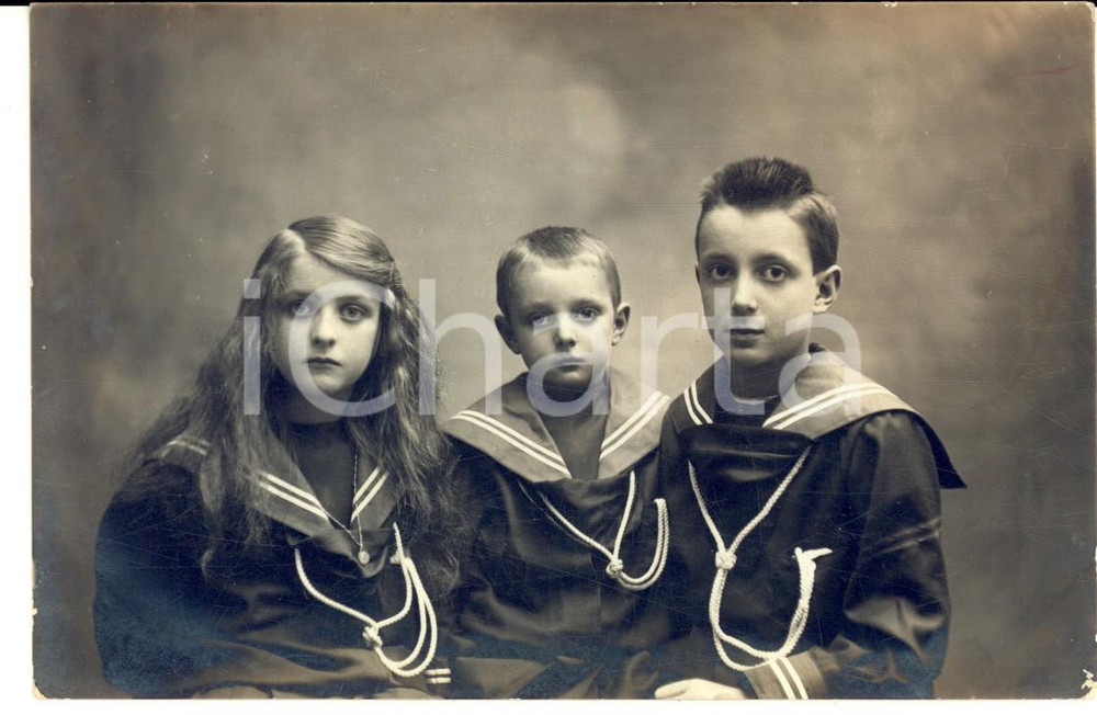 Fotografia d epoca originale 1920 ca PARMA Ritratto di tre fratellini in divisa da marinaretto Foto 1