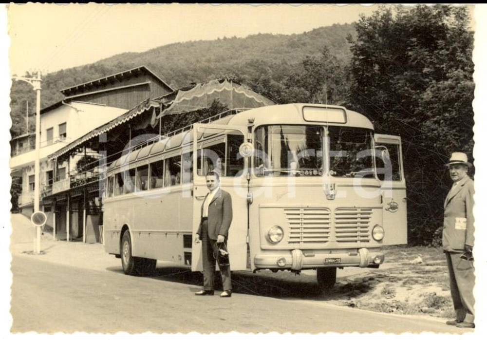 Fotografia d epoca originale 1958 LAGHI DI AVIGLIANA Una gita in torpedone Foto VINTAGE 10x7 cm 1