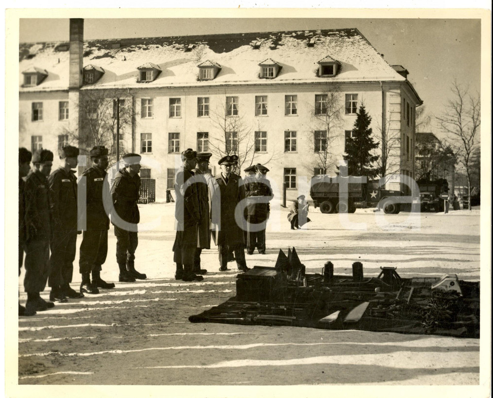 Fotografia d epoca originale 1950 ca WEST BERLIN US ARMY Officers during an inspection  Photo 24x18 cm 1