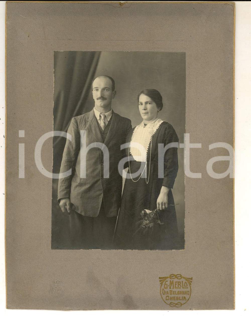 Fotografia d epoca originale 1910 ca ONEGLIA Ritratto di una coppia di sposi  Fotografia G. MERLO 1