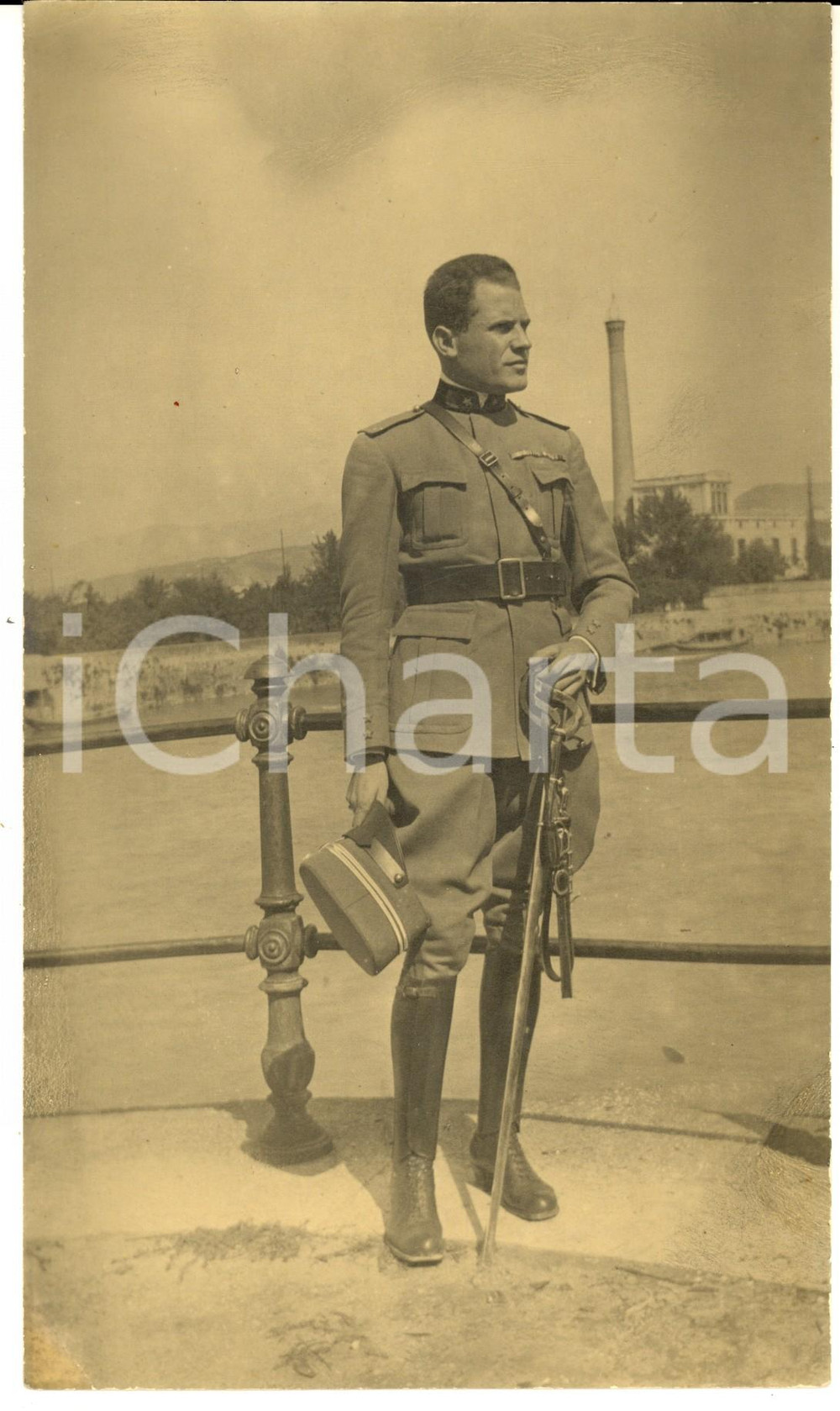 Fotografia d epoca originale 1923 VERONA REGIO ESERCITO Ritratto di un ufficiale con la sciabola  Foto 13x23 1