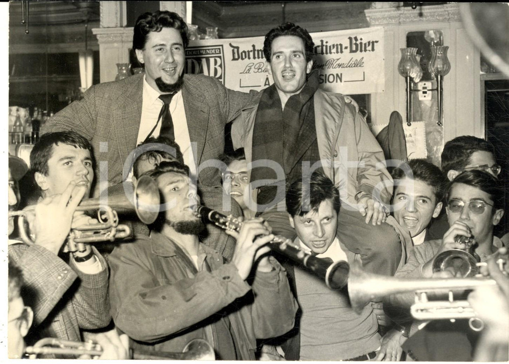 Fotografia d epoca originale 1959 ROMA Premio Architettura  Vincitori GÃ©rard CARTON e Christian IVALDI Foto 1