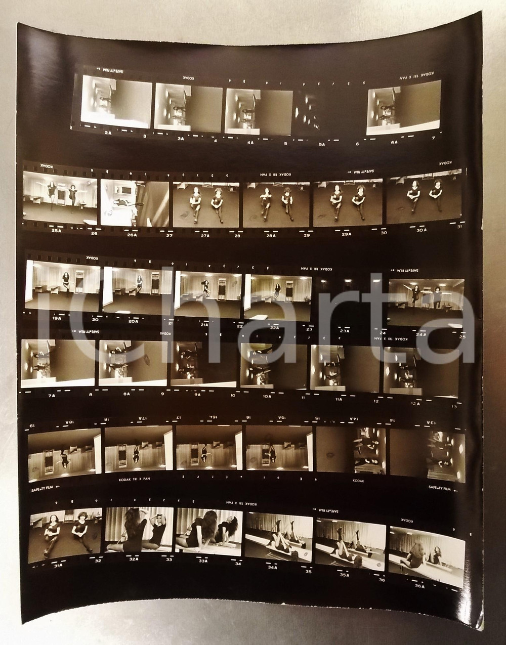Fotografia d epoca originale 1970 ca s. l. COSTUME Tamara BARONI a lezione di danza Foto 35 provini VINTAGE 1