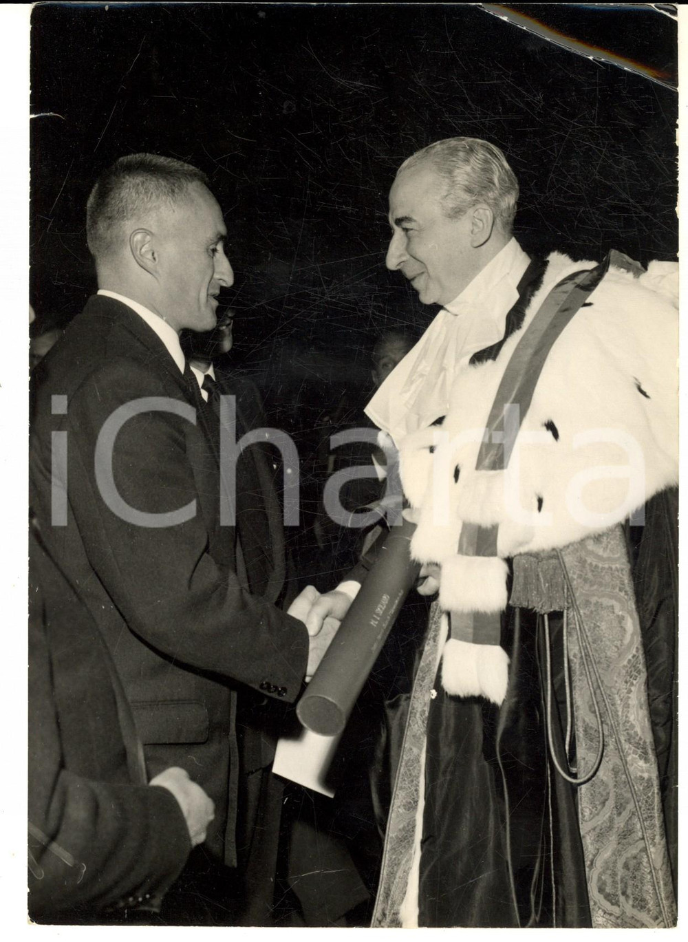 Fotografia d epoca originale 1959 PARIS Italo SICILIANO riceve laurea honoris causa da André BOULLOCHE  Foto 1