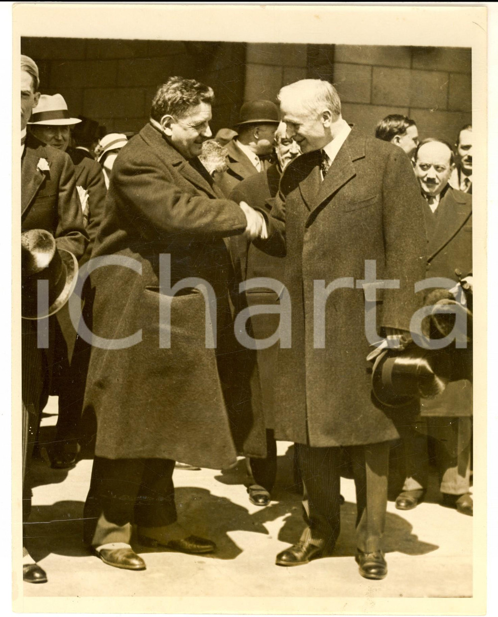 Fotografia d epoca originale 1933 WASHINGTON Cordell HULL greets Edouard HERRIOT upon his arrival  Photo 1