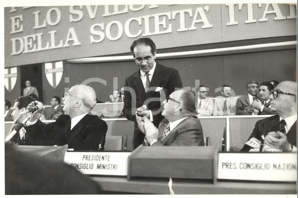 Fotografia d epoca originale 1969 ROMA XI Congresso DC Amintore FANFANI  Emilio COLOMBO  Mariano RUMOR 1