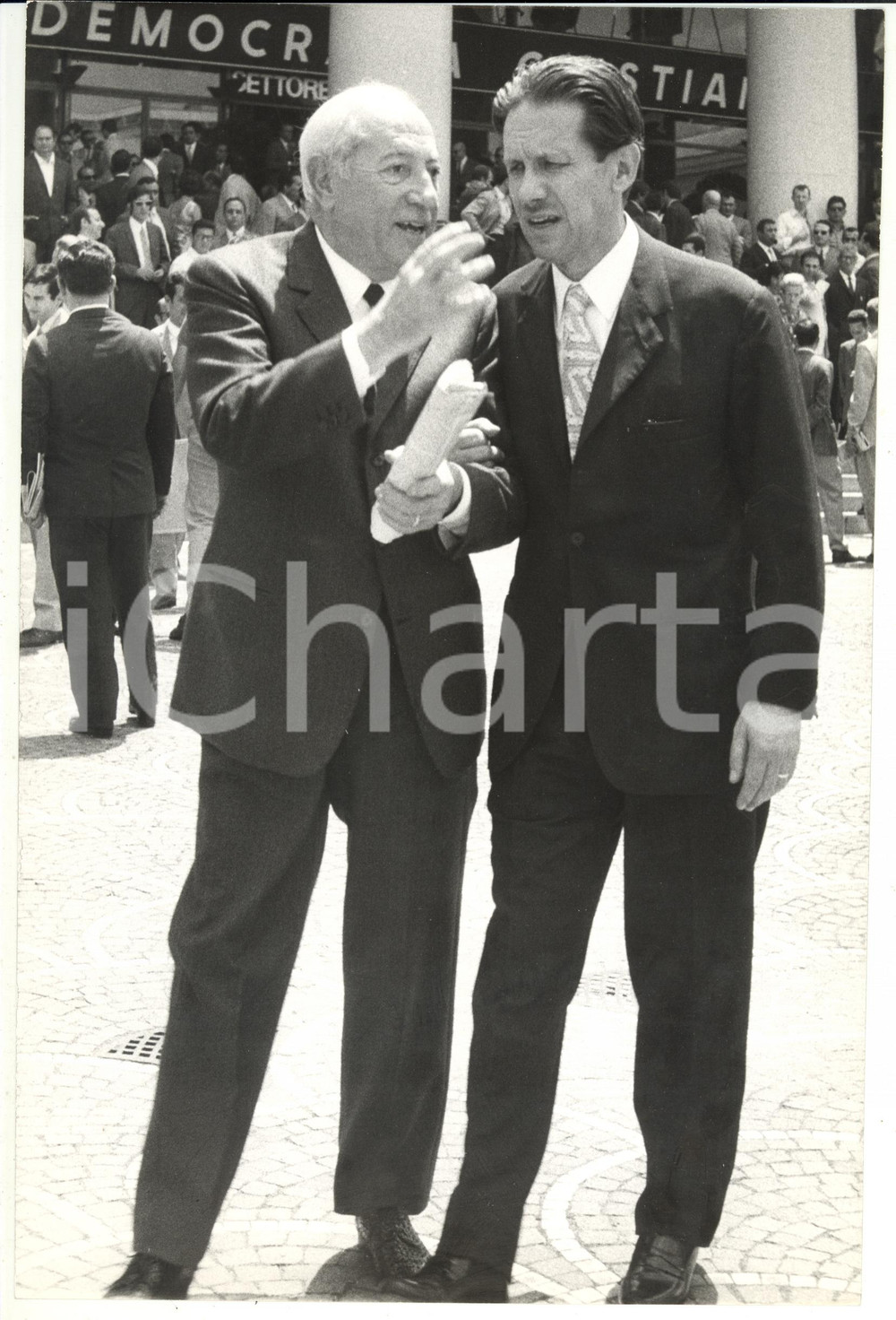 Fotografia d epoca originale 1969 ROMA XI Congresso DEMOCRAZIA CRISTIANA Giuseppe SPATARO e Flaminio PICCOLI 1