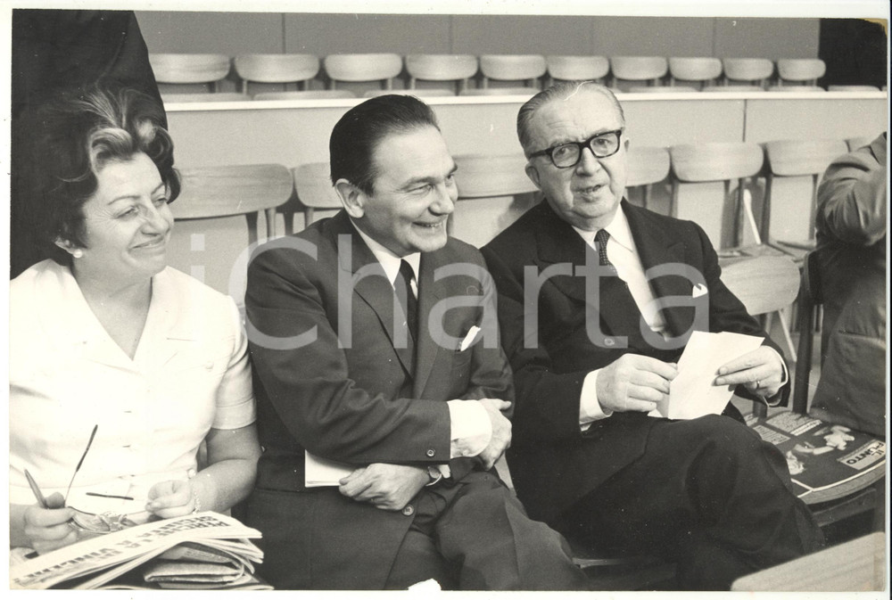 Fotografia d epoca originale 1969 ROMA XI Congresso DC  Mario FERRARI AGGRADI e Giuseppe PELLA Foto 30x20 1