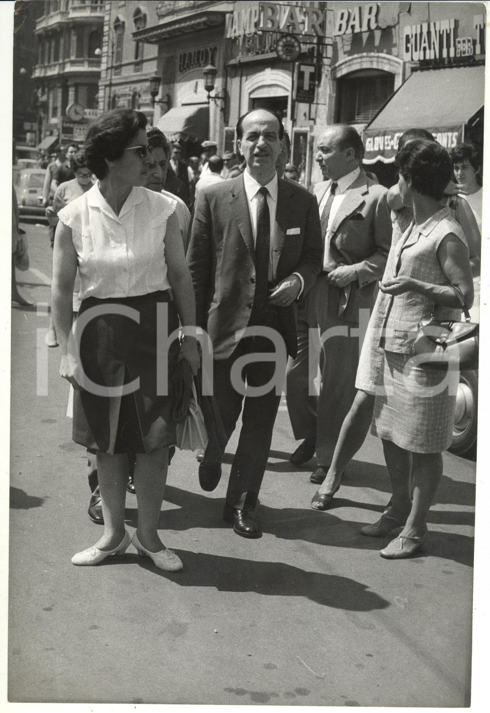 Fotografia d epoca originale 1965 ca ROMA Arrivo Luigi PRETI per congresso PARTITO SOCIALISTA ITALIANO Foto 1