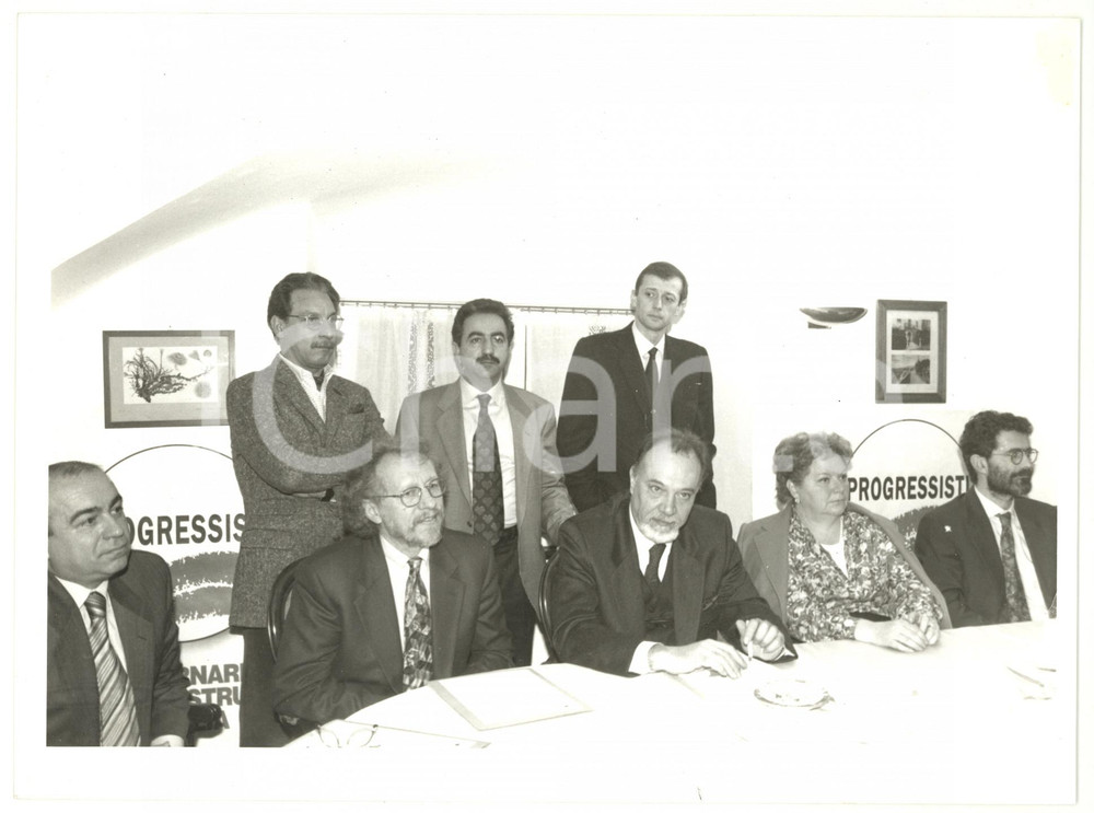 Fotografia d epoca originale 1990 ca GENOVA  POLITICA Tavola rotonda con Piero FASSINO Foto 24x18 cm 1