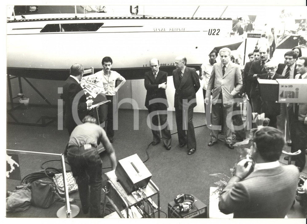 1990 ca GENOVA Salone Nautico - Conferenza stampa progetto DARSENA - Foto18x13