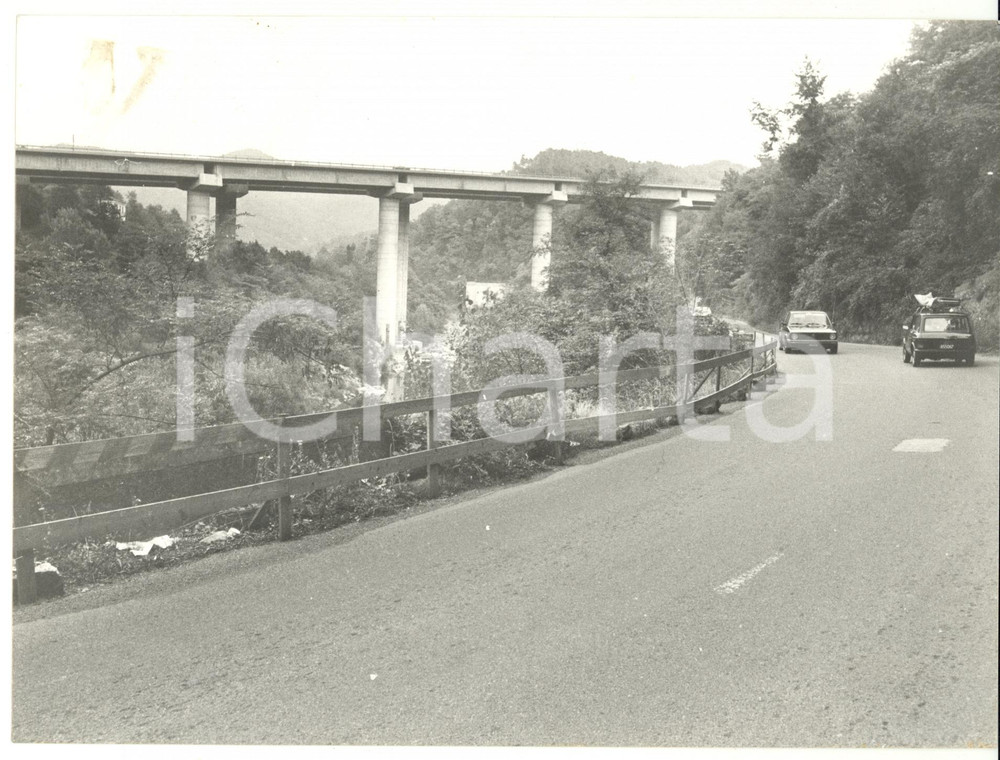 Fotografia d epoca originale 1984 GENOVA Tratto della provinciale ROSSIGLIONE  OVADA Foto VINTAGE 24x18 1