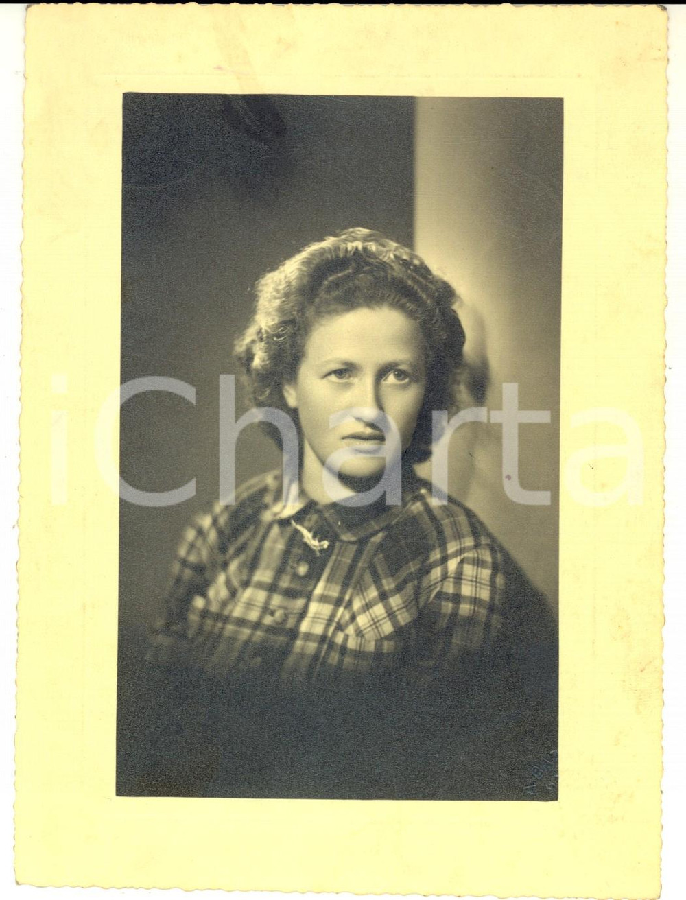 Fotografia d epoca originale 1951 BUSTO ARSIZIO Ritratto di Silvia DA PONT  Foto CRONACA NERA 13x18 cm 1