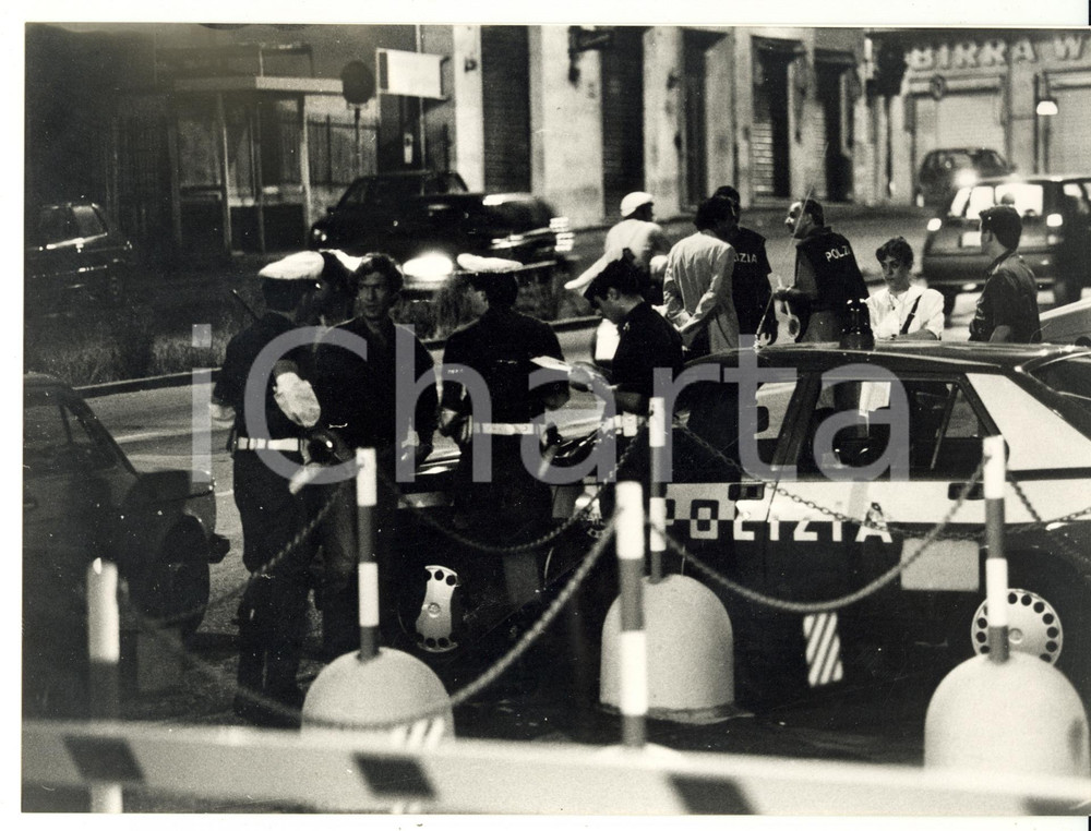 Fotografia d epoca originale 1994 GENOVA Corso Europa  Pattugliamento della Polizia Foto VINTAGE 24x18 1