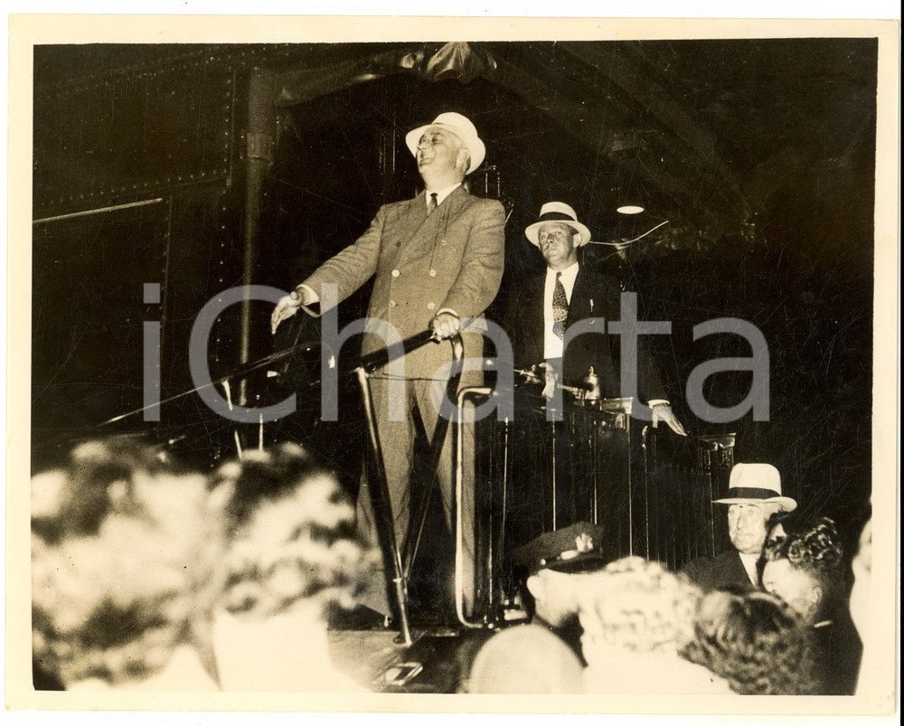 Fotografia d epoca originale 1934 NEW YORK Franklin D. ROOSEVELT speeching in Hyde Park  Photo 24x18 cm 1