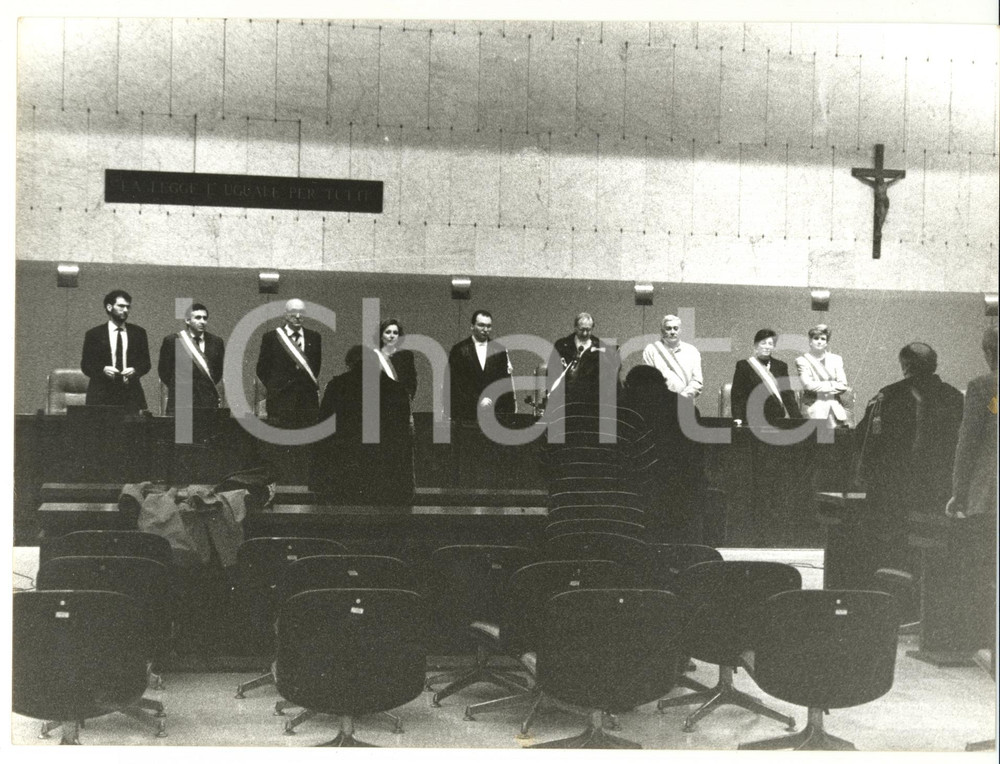 Fotografia d epoca originale 1994 GENOVA Processo al Palazzo di Giustizia Foto VINTAGE 24x18 cm 1