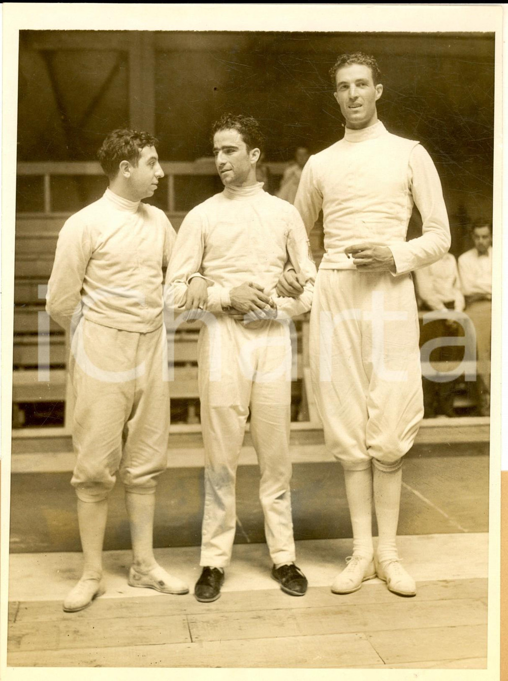 Fotografia d epoca originale 1932 OLIMPIADI LOS ANGELES  SCHERMA  Gustavo MARZI Joseph LEVIS Giulio GAUDINI 1