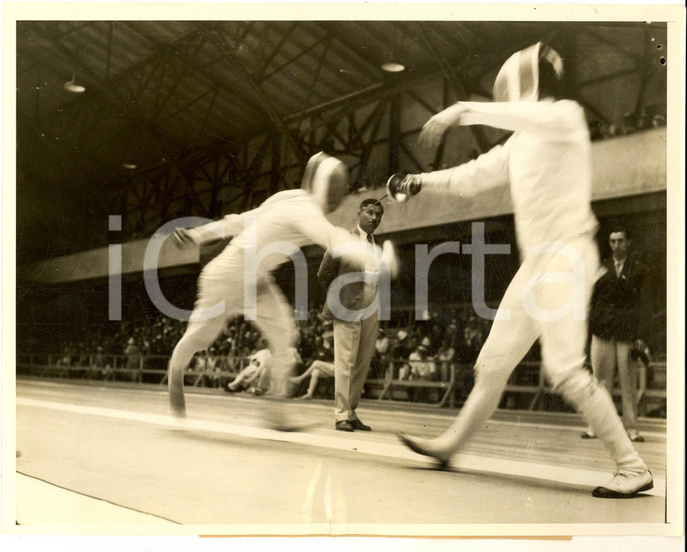 Fotografia d epoca originale 1932 LOS ANGELES Olympic Games  Fencing  Ivan DURANTHON vs Carlo SIMONETTI 1