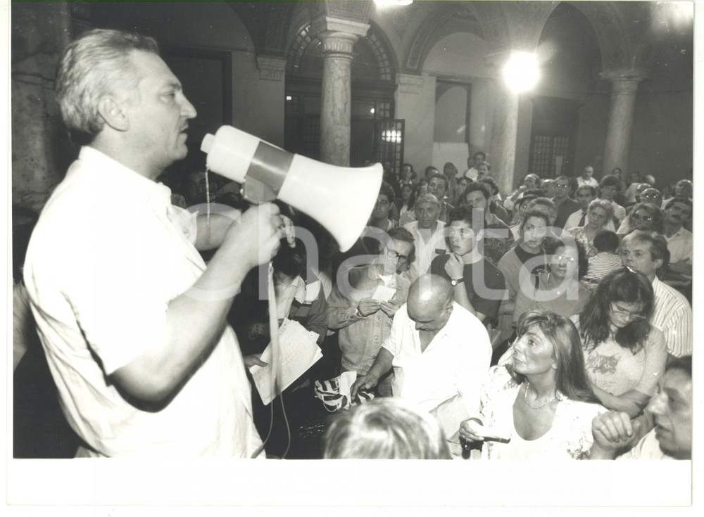 Fotografia d epoca originale 1992 GENOVA Comizio nel centro storico Foto VINTAGE 24x18 1