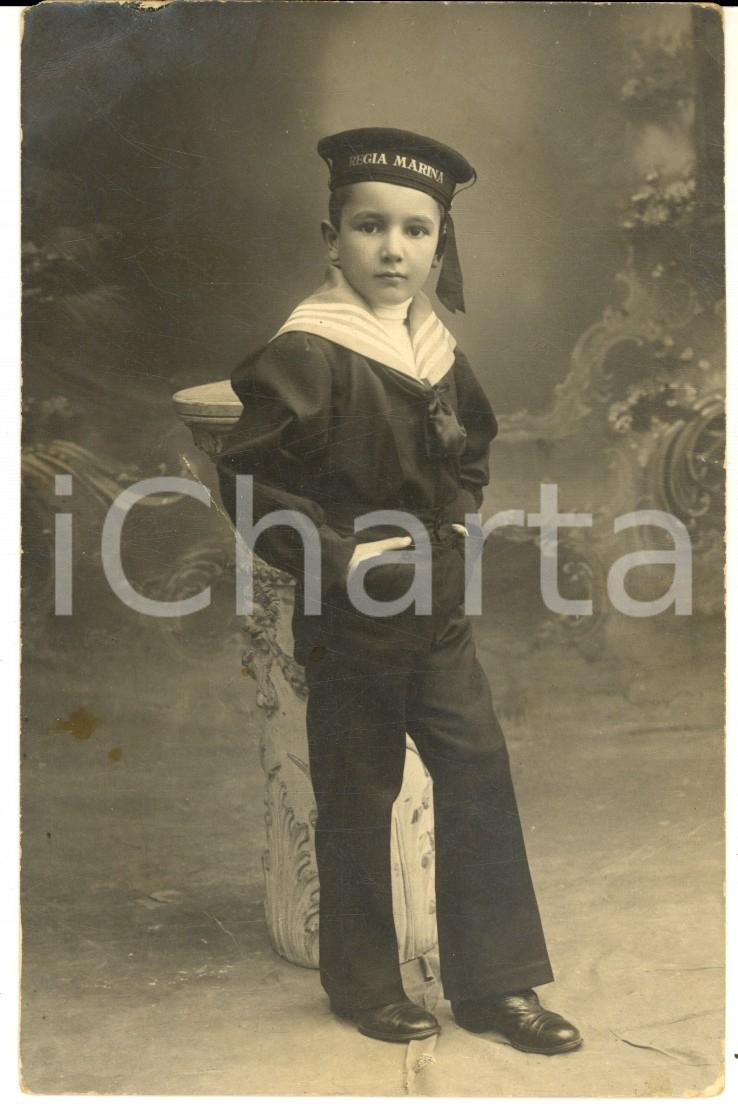 Fotografia d epoca originale 1912 MILANO Ritratto del piccolo Aldo RUMOR in divisa REGIA MARINA  Foto 1