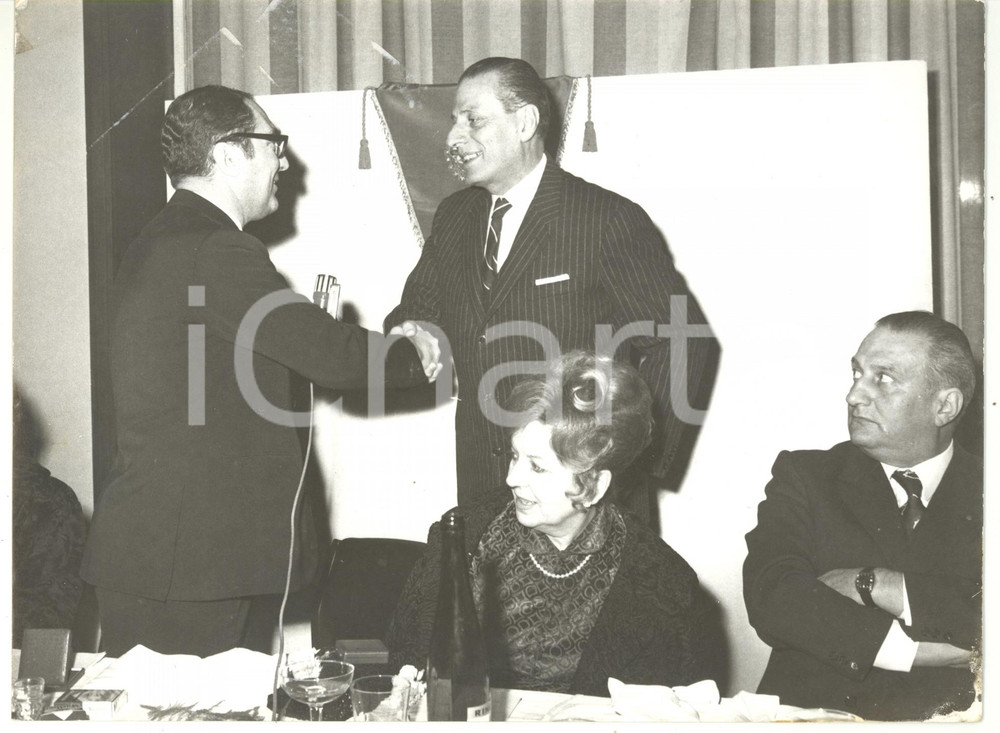 Fotografia d epoca originale 1990 ca GENOVA Cerimonia di premiazione 7 Fotografia VINTAGE 24x18 cm 1