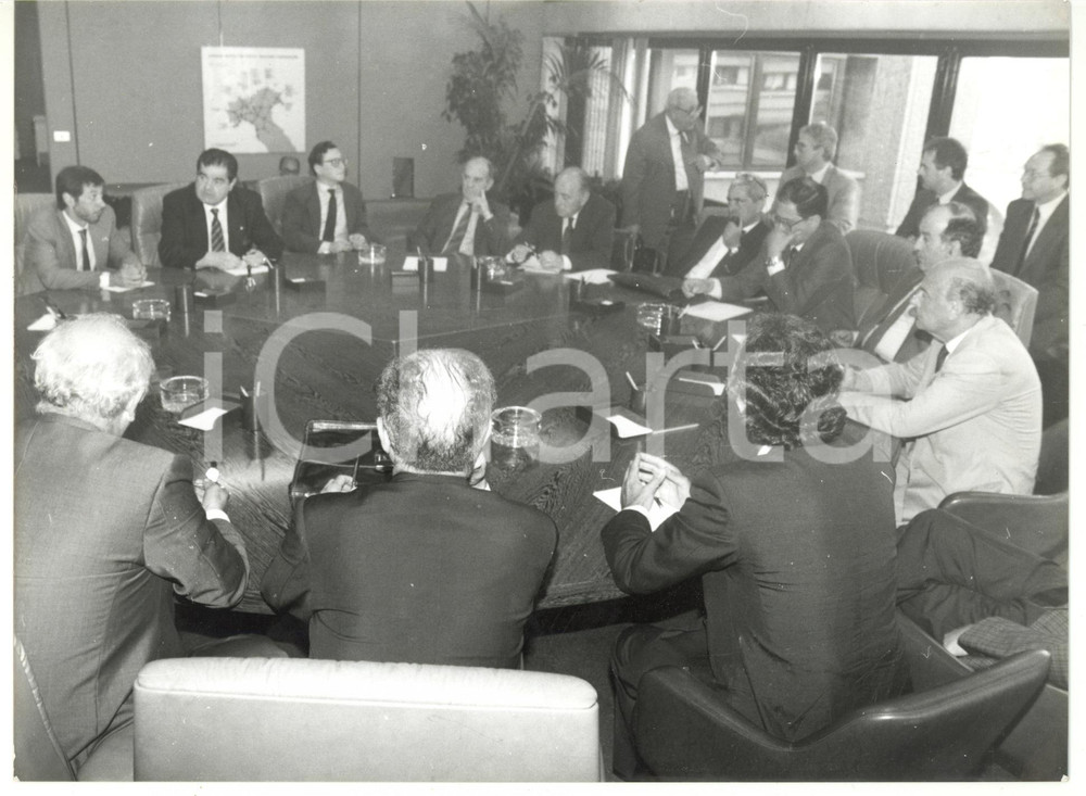 Fotografia d epoca originale 1990 ca GENOVA  FERROVIE Tavola rotonda Foto VINTAGE 24x18 1