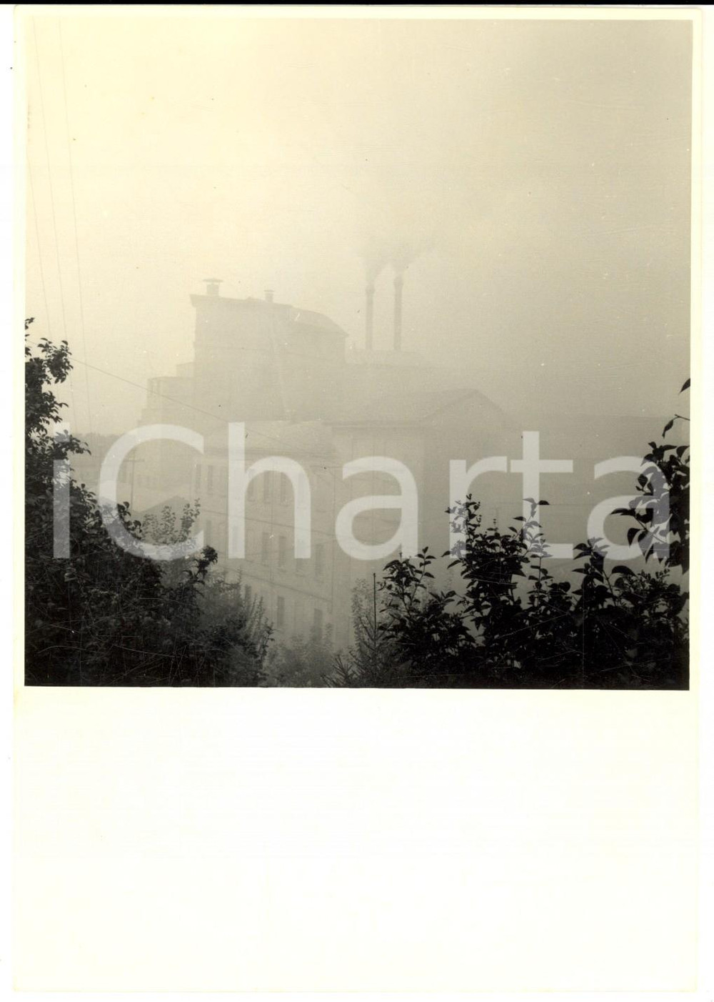Fotografia d epoca originale 1958 STRADELLA Cementificio in attività tra i fumi FOTO PERDUCA 13x18 3 1