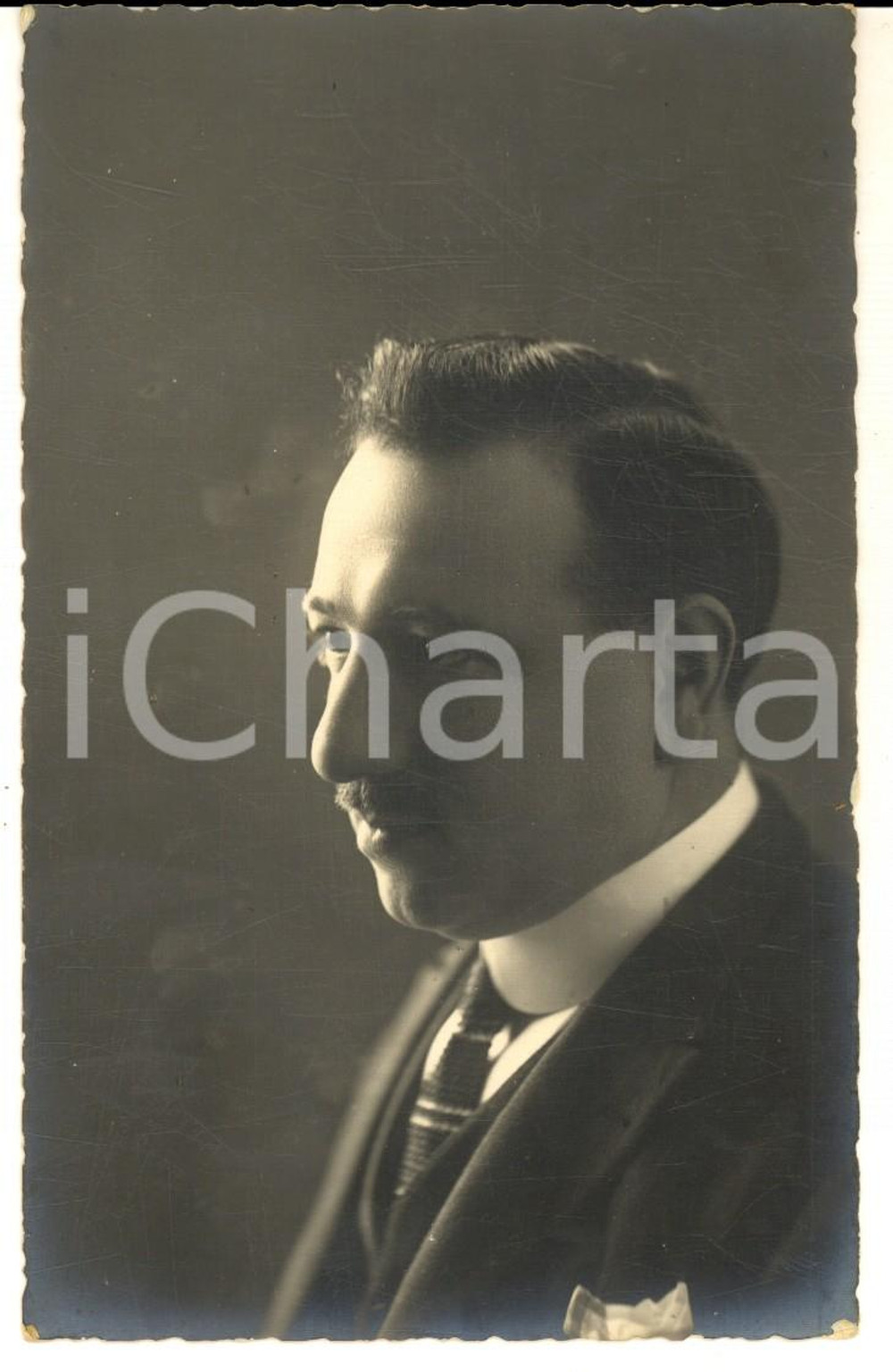 Fotografia d epoca originale 1930 ca GENOVA Ritratto maschile di profilo  Foto cartolina T. SANTACROCE 1