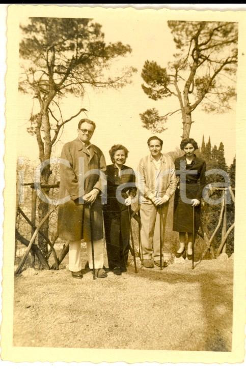 Fotografia d epoca originale 1952 ITALIA Gruppo di pazienti in un sanatorio Fotografia VINTAGE 6x9 cm 1