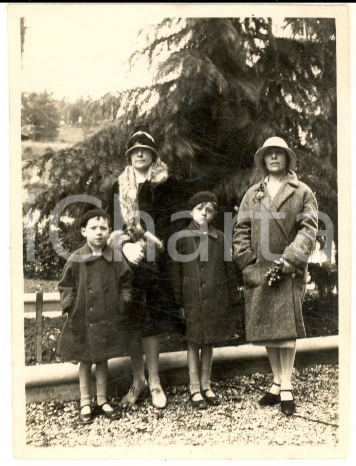 Fotografia d epoca originale 1928 BUSALLA GE Ritratto di due madri con i figli Fotografia VINTAGE 9x11 cm 1