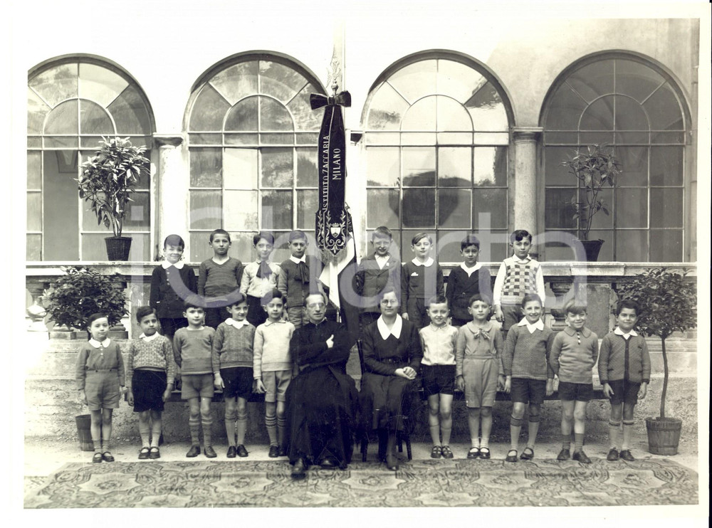 Fotografia d epoca originale 1930 ca MILANO Istituto ZACCARIA Ritratto di classe con il rettore BRUGOLA Foto 1