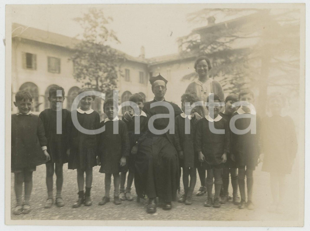 1930 ca MILANO Istituto ZACCARIA Alunni con il rettore BRUGOLA *Foto 12x8 cm