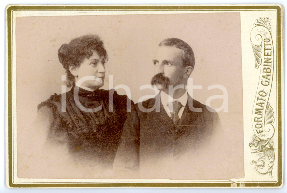 Fotografia d epoca originale 1900 ca CATANIA Ritratto di una coppia di coniugi Foto A. TANASI  CDV 1